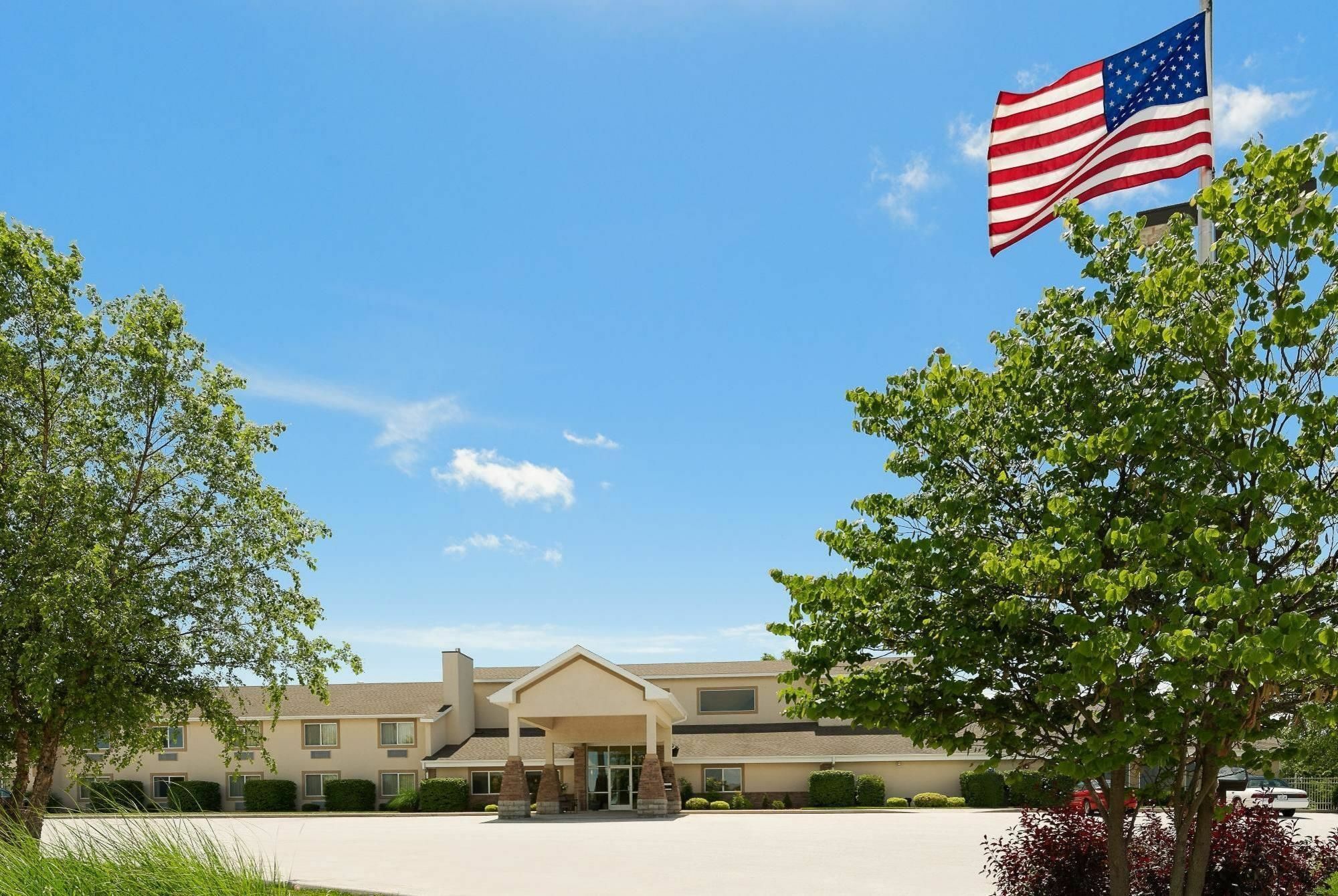 Americinn By Wyndham Republic Exteriör bild